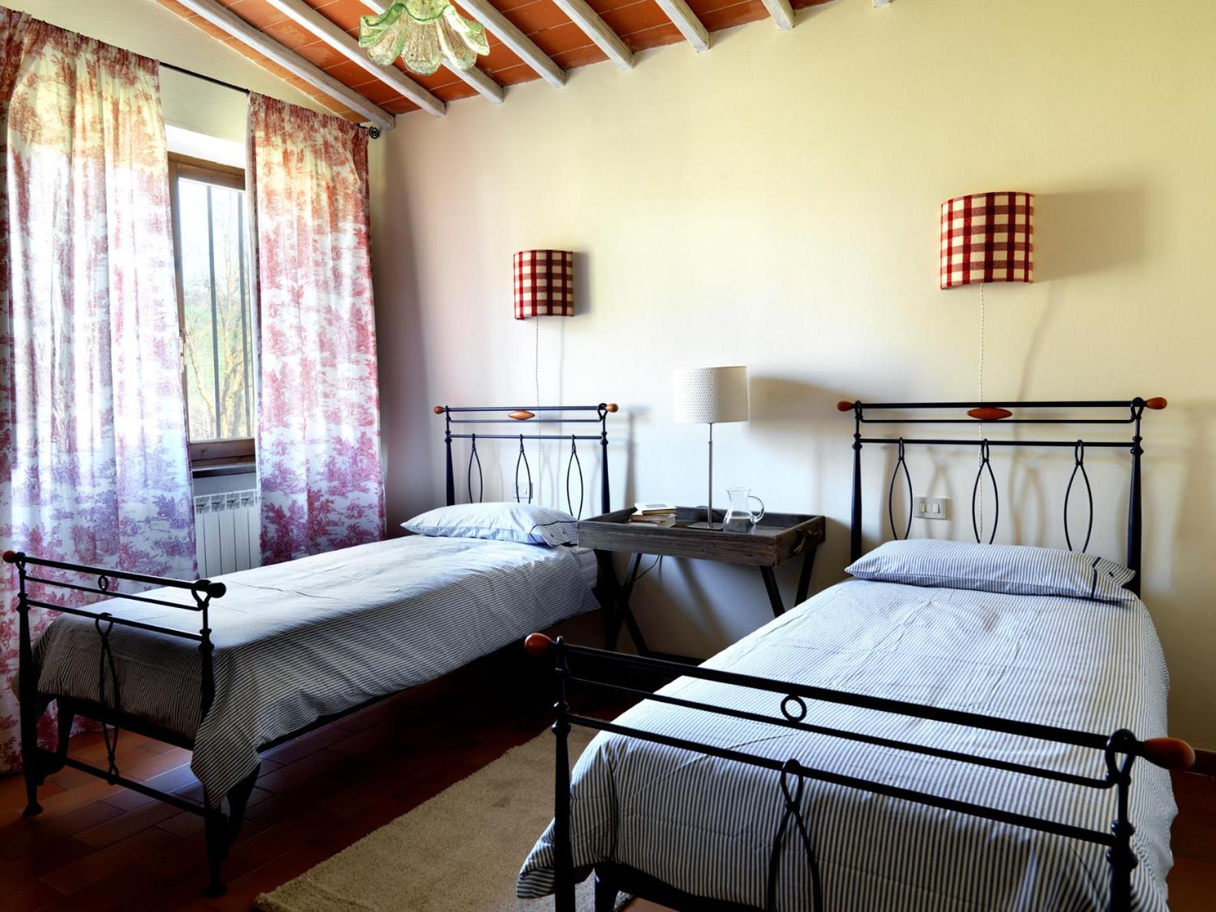 Agriturismo Piettorri Casole dʼElsa Værelse billede